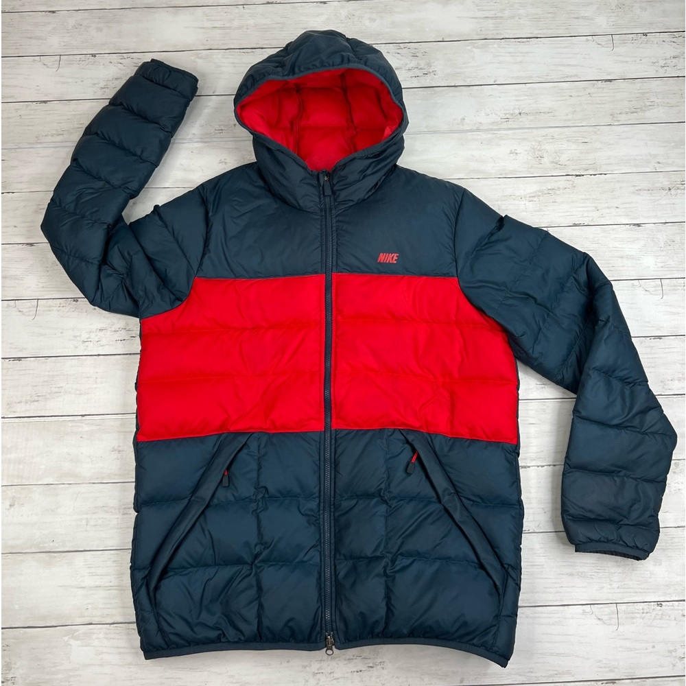 Nike down fill jacket- did not fit me when it arrive- still has tags on it